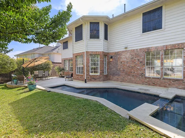 2114 Hilton Head Dr, Round Rock, TX 78664