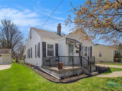 906 7th St, Maumee, OH, 43537