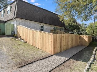 2804 Westhill Dr APT 101, Austin, TX 78704