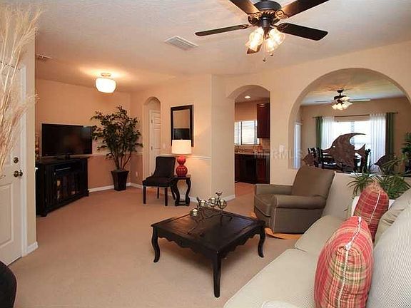 2nd image of 1161 Windsor Lake Cir