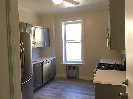 Rented by Capri Jet Realty Corp | media 17