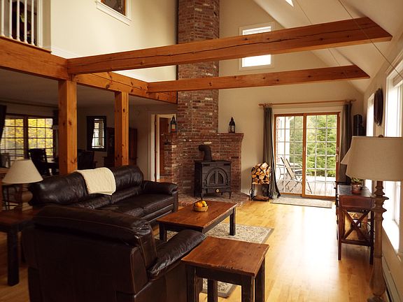 3rd image of 148 Walkers Ln