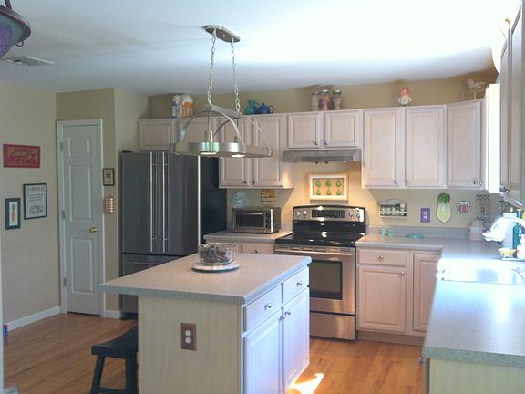 Kitchen counter depth Refrigerator