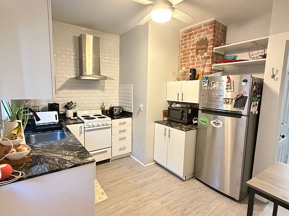 3rd image of 617 Breckenridge St #L