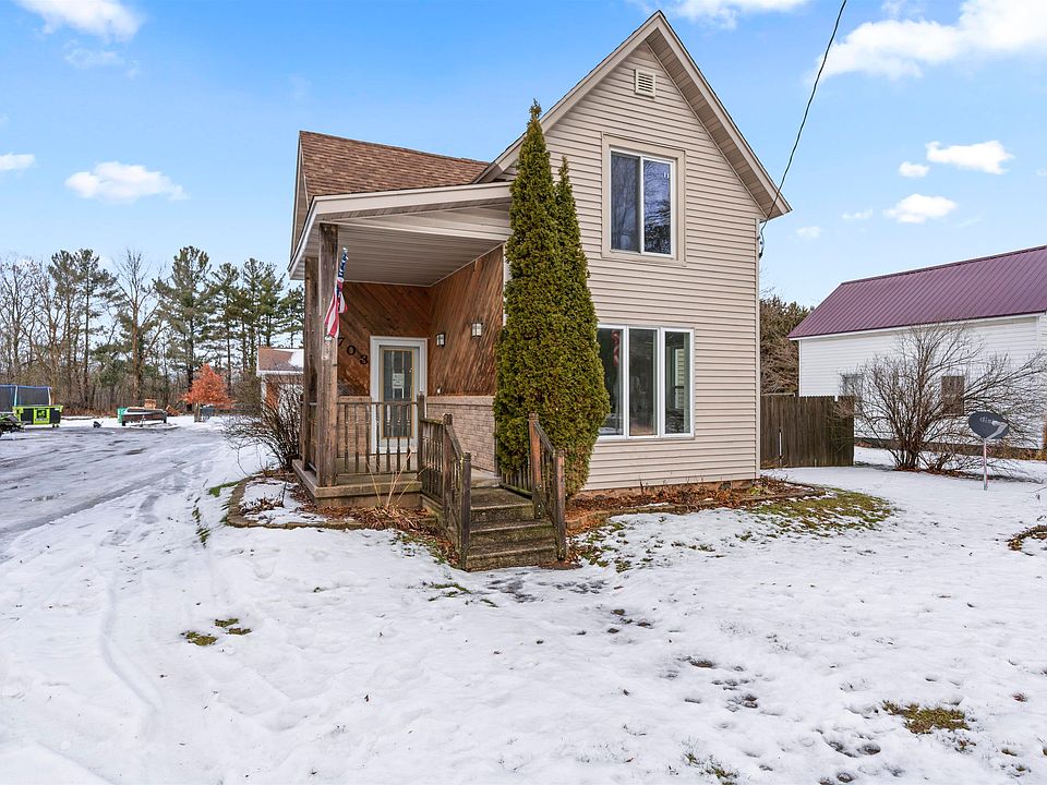 1st image of 703 Depot St