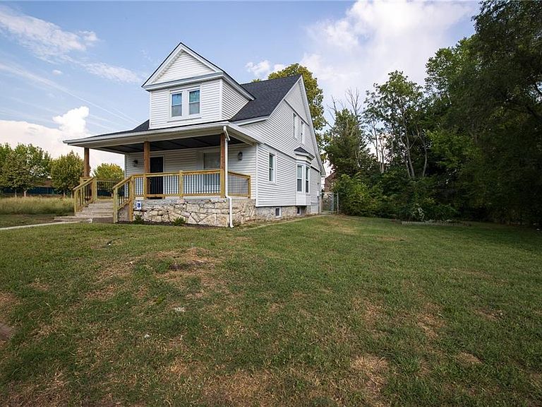 Listing photo 3