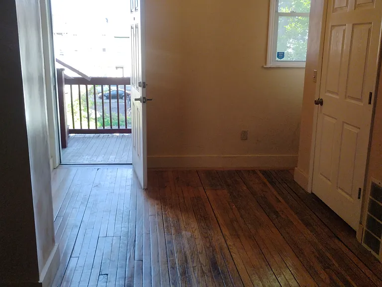 96 Grand St #1 — Photo 12