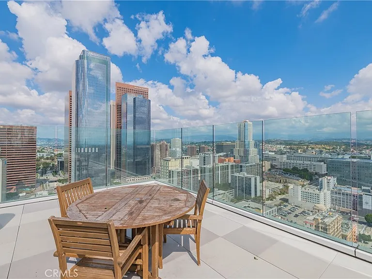 400 S Broadway Ave #1203 — Photo 64