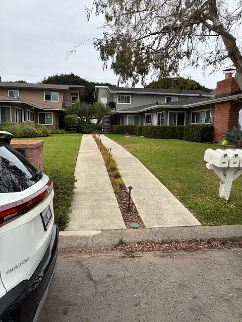 2 bed, 775 sqft, $3,550 — Photo 2