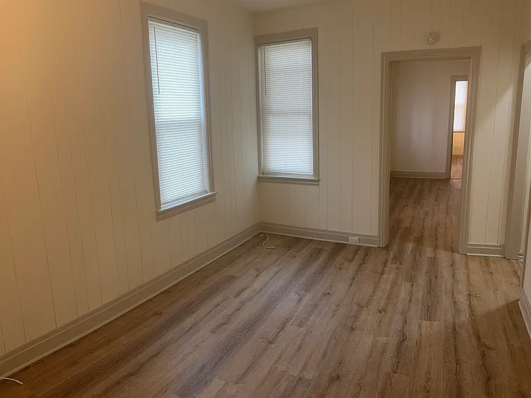 552 Church St — Photo 17