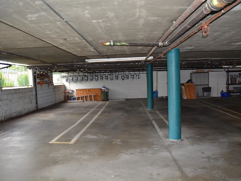 2491 Purdue Ave #201 — Photo 34