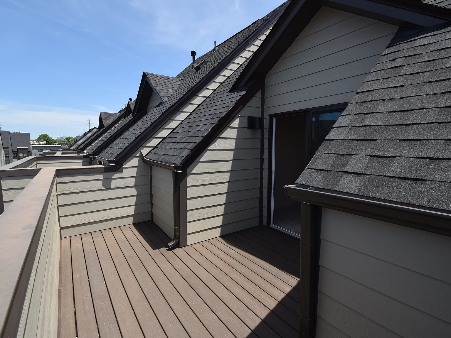 4810 Chastain Ave — Photo 3