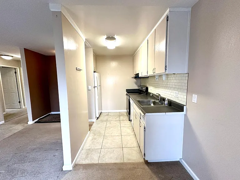 945 Bancroft Rd #217 — Photo 7