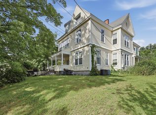 94 N Main St, West Boylston, MA 01583