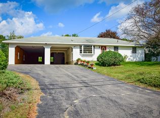 370 State Rd, Phillipston, MA 01331