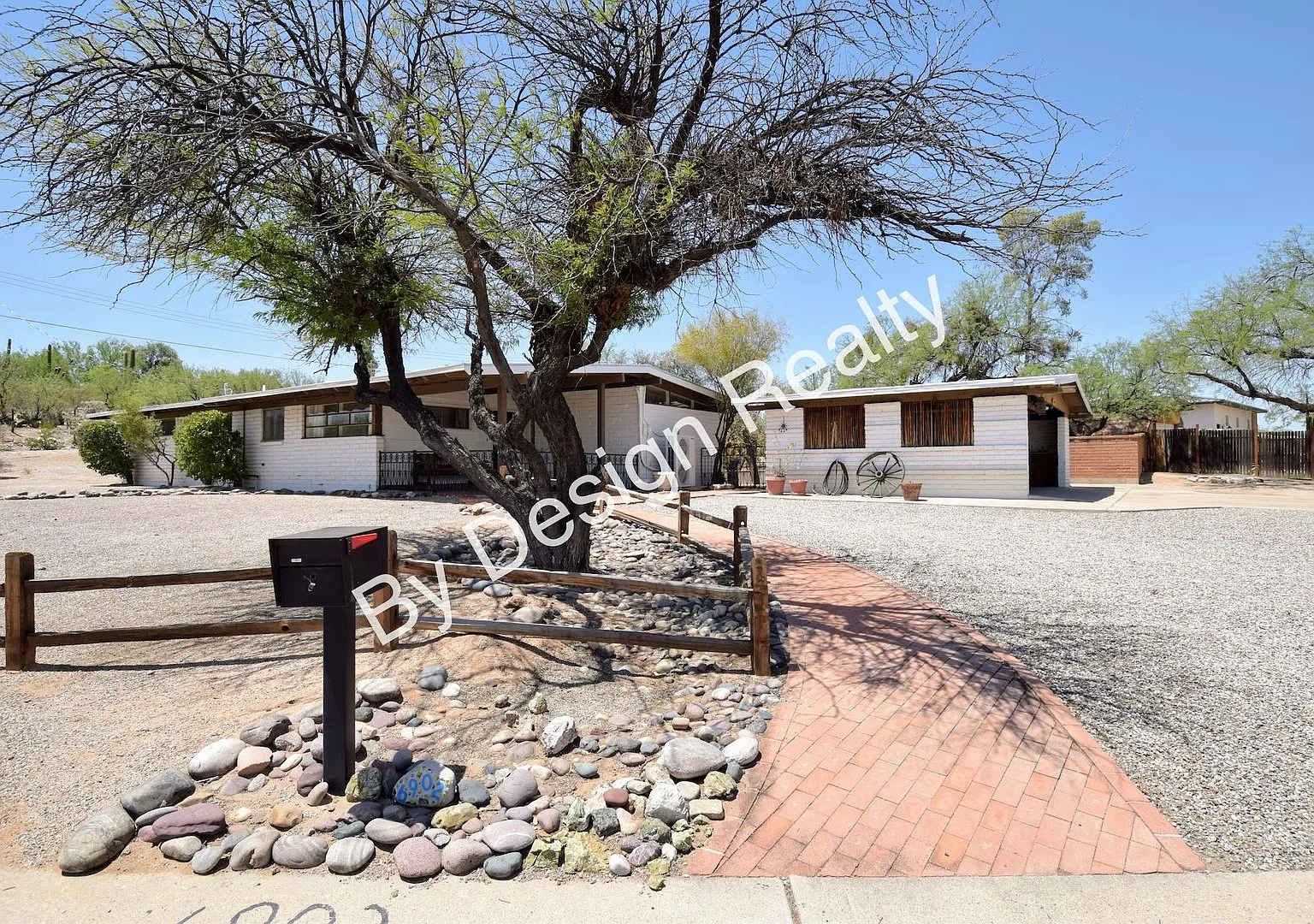Indian Ridge 4 Bed 2 Bath with Mountain Views on .67 Acres of Land — Photo 2
