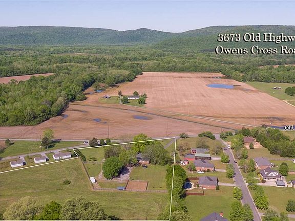 4th image of 3673 Old Highway 431