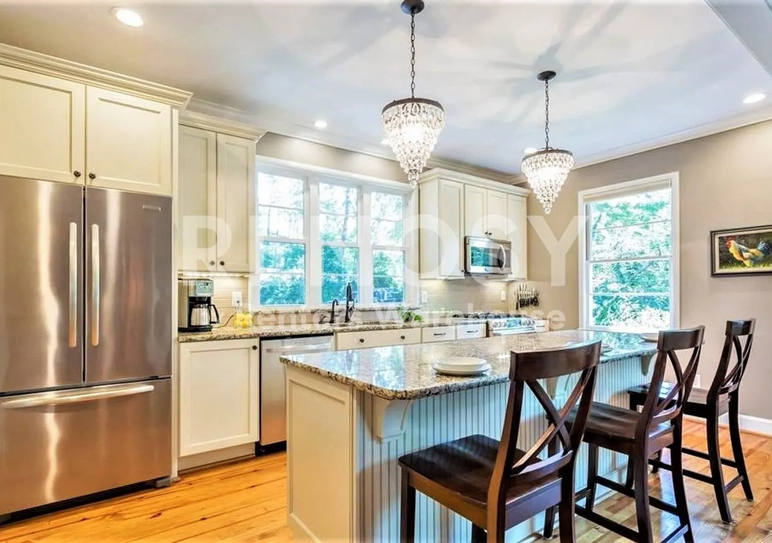 Charming Estate home on almost 2 acres with Duke University Setting — Photo 4
