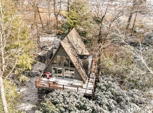 422 Glenaire Dr, Mars Hill, NC 28754