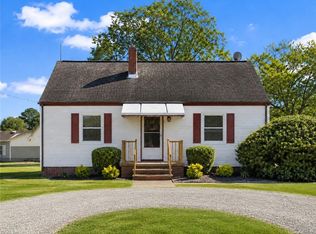 1014 S Church St, Smithfield, VA 23430