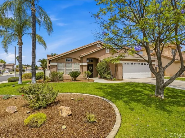 8395 Rosemary Dr, Riverside, CA 92508