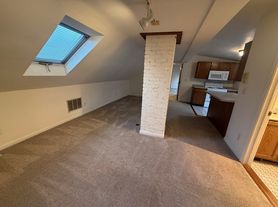 309 W Doty St