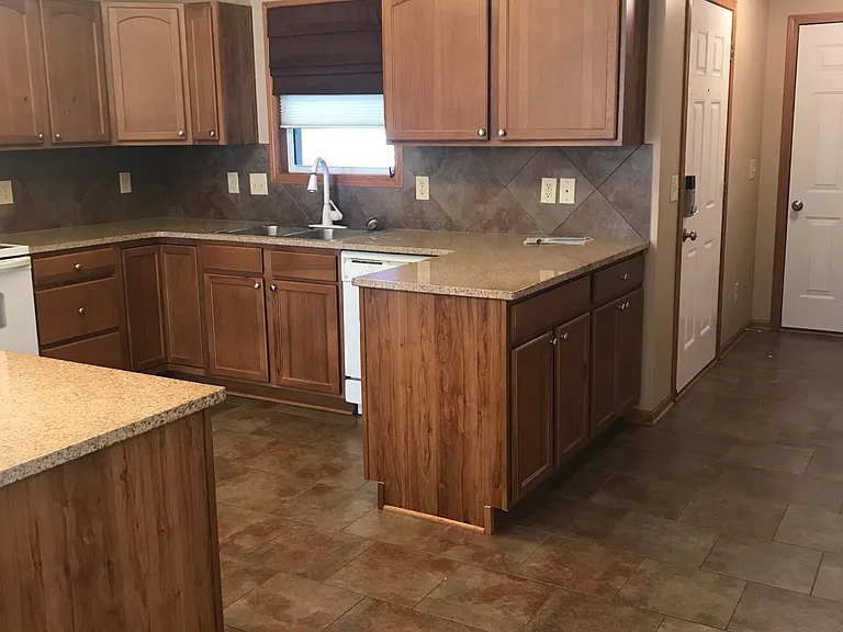 3507 McLaughlin Dr — Photo 6