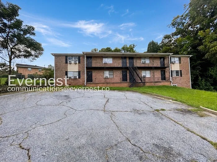 4527 Glade Rd #5 — Photo 10