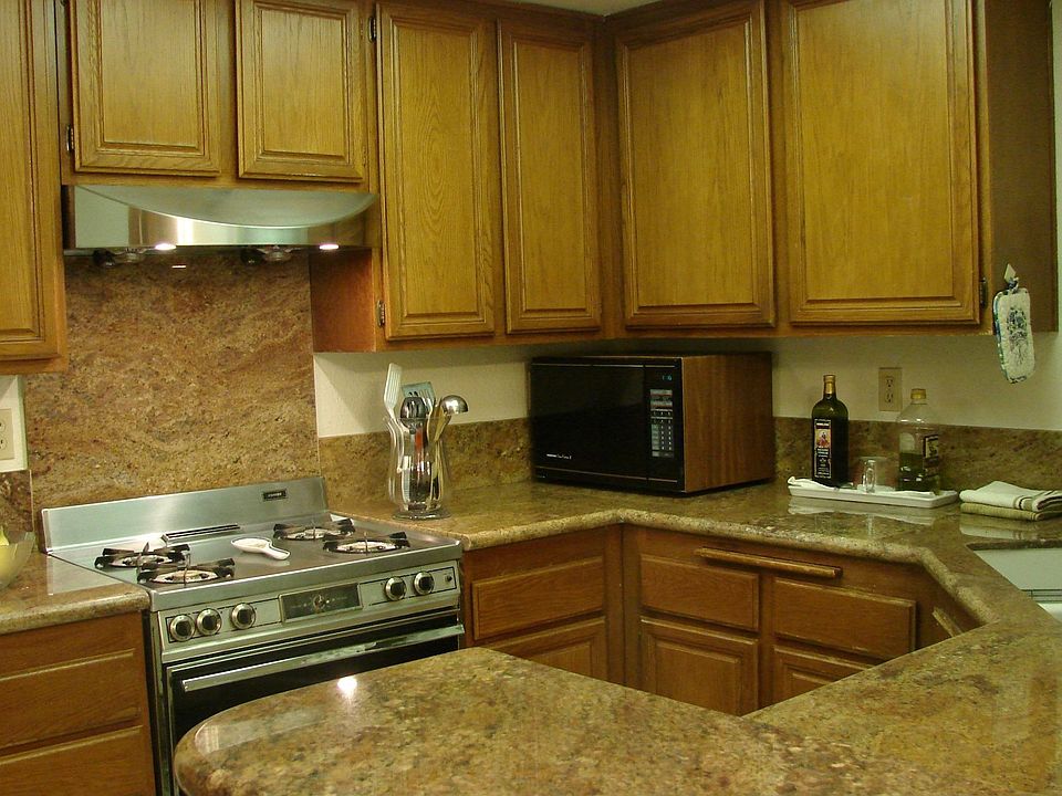 Custom Granite In Kitchen