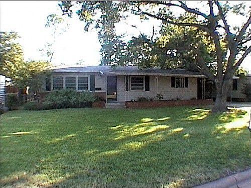 1st image of 2537 Yale Ave