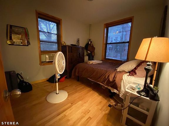 3rd image of 2906 21st Ave APT 1D