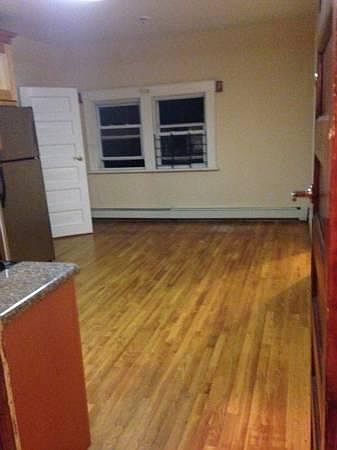 1st image of 35 Whittier St Floor 3