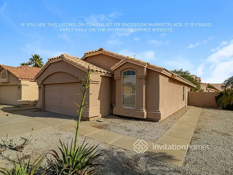 2449 N 125th Ln — Photo 2