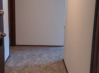 20433 28th Ave W #3, Lynnwood, WA 98036