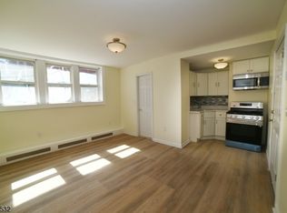 305 Cator Ave APT BASEMENT, Jersey City, NJ 07305
