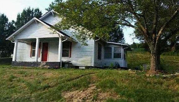5th image of 904 E Copeland Dr
