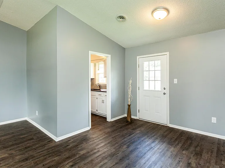 1309 Sportsman Trl — Photo 8
