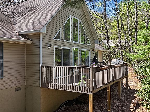 3rd image of 30 Birdnest Road
