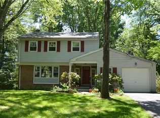 17 Taylor Rd, Princeton, NJ 08540