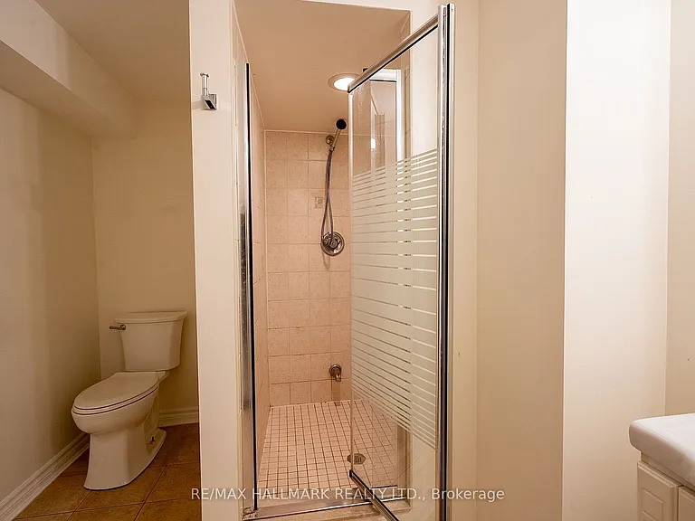 15 Bingham St — Photo 20