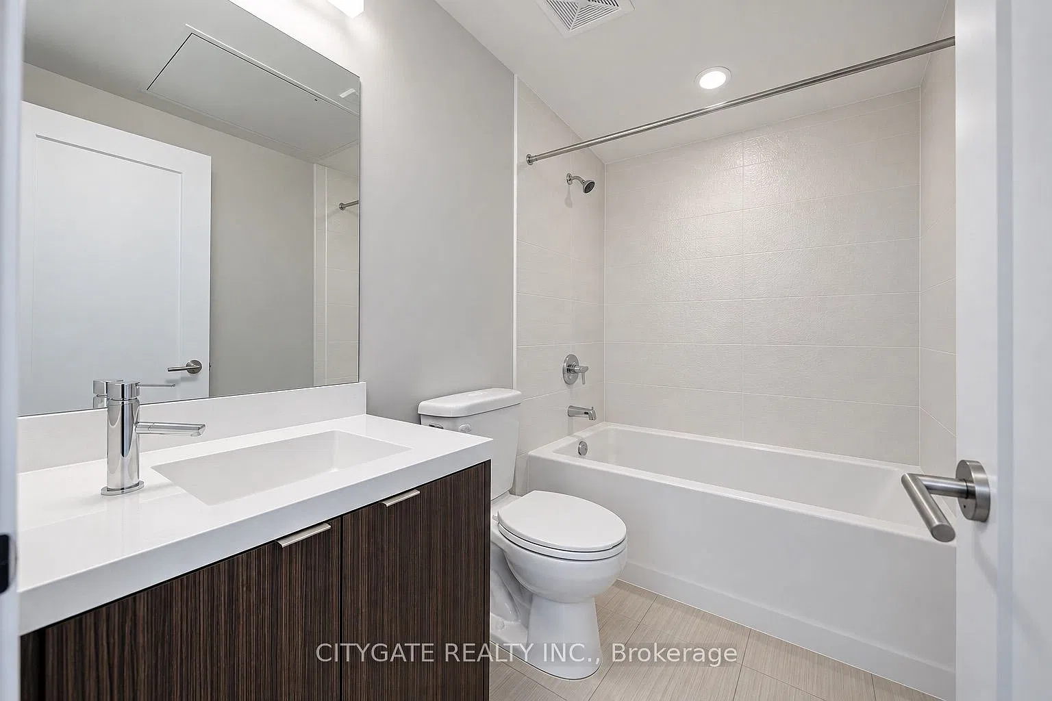 2 bed, $3,250 — Photo 4