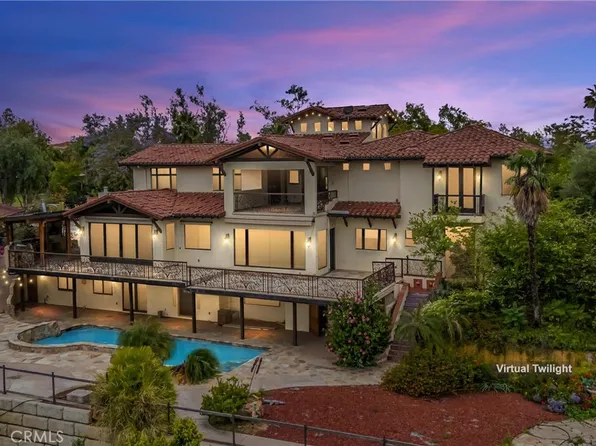 204 Saint Catherine St, Redlands, CA 92374