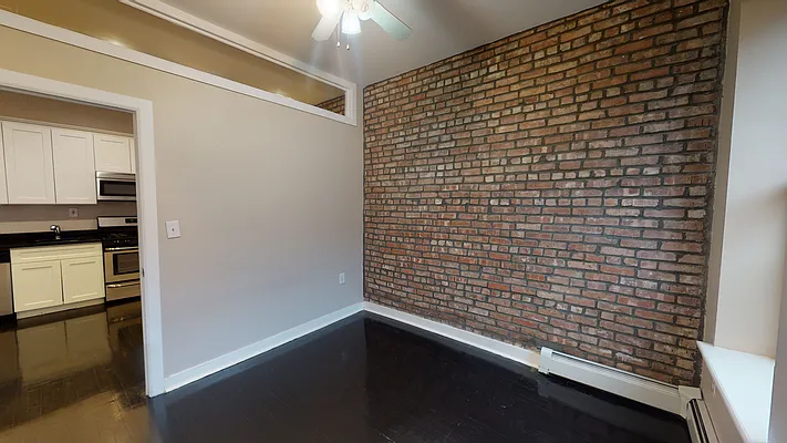 Rented by Charles Coutinho LLC | media 33