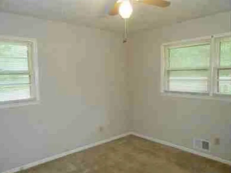 22 Marty Ln — Photo 11