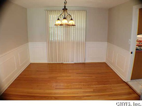 4th image of 6324 Danbury Dr