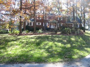 6719 Oak Knoll Ct, Thomasville, NC 27360