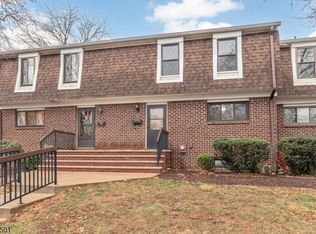 42 Dorchester Ct, Hillsborough, NJ 08844
