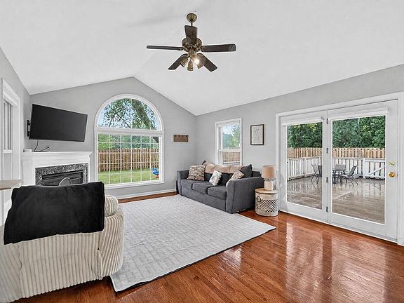 5th image of 1001 W Blackhawk DRIVE