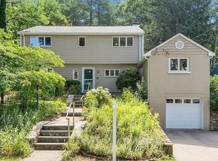 19 Pine Knoll Rd, Lexington, MA 02420