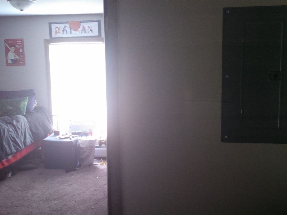 1st room for rent